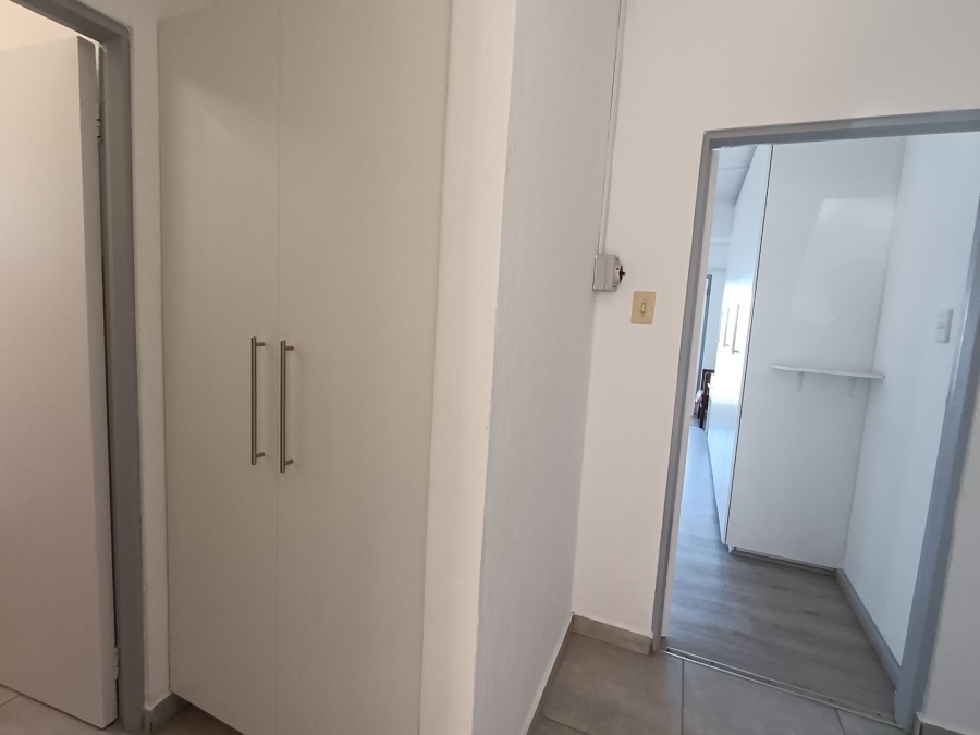 To Let 3 Bedroom Property for Rent in Glentana Western Cape